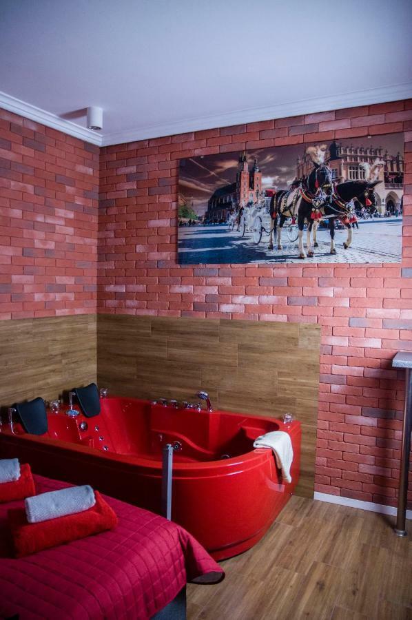 Jacuzzi Apartment Red Krakov Exteriér fotografie